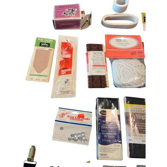 Vintage Sewing Supplies Lot - Picture 6 of 7